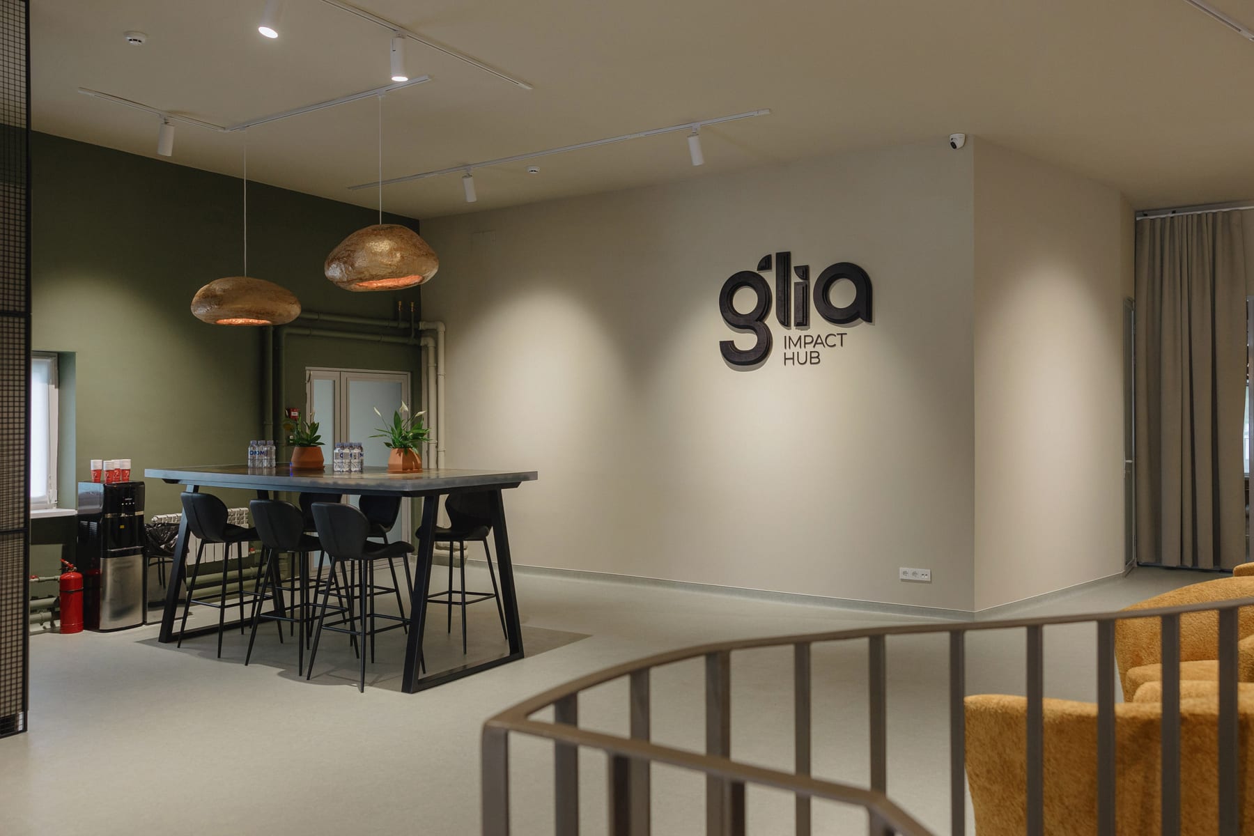 Glia Impact Hub